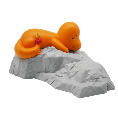 CHARMANDER DURMIENDO LAMPARA 22 CM POKEMON