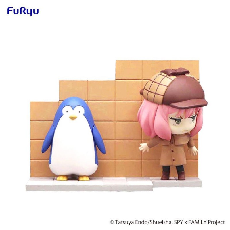 ANYA AND PENGUIN FIG 10 CM SPY X FAMILY HOLD FIGUR